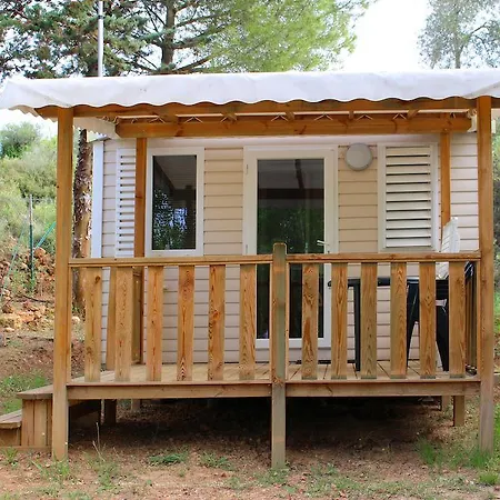 L'evasion Kamp alanı 3*