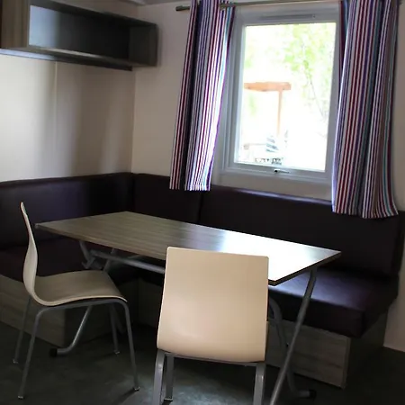 L'evasion Kamp alanı